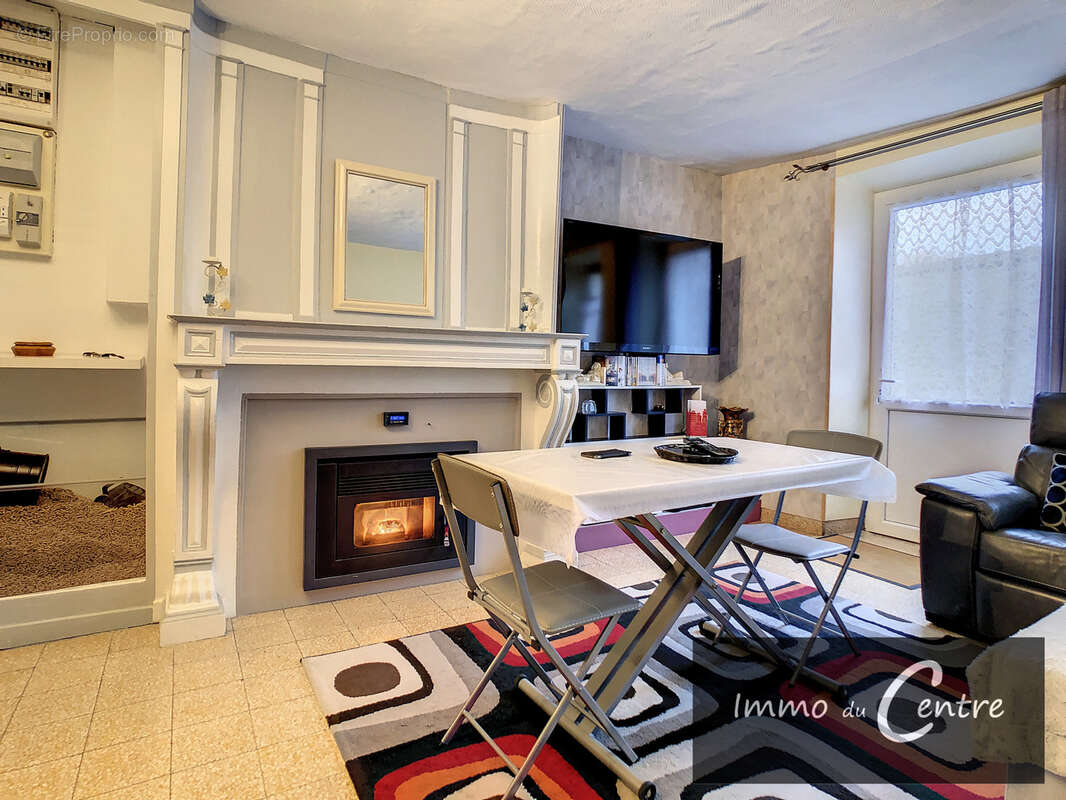 Maison à MONTMIRAIL
