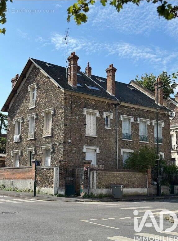Photo 1 - Appartement à CORBEIL-ESSONNES