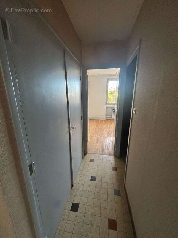 Appartement à SAINT-ETIENNE