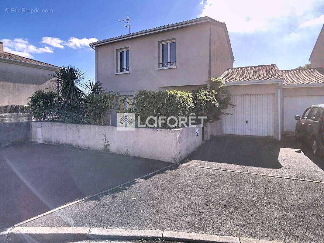 Maison à MERIGNAC