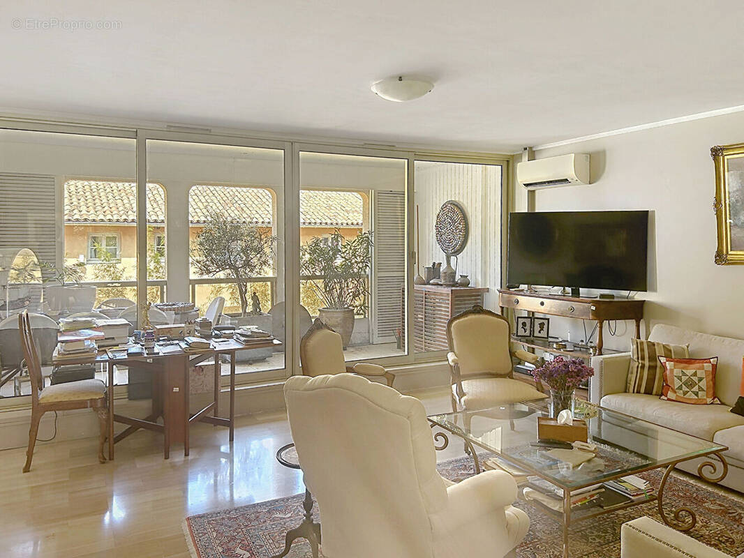 Appartement à AIX-EN-PROVENCE