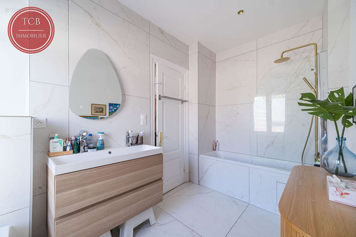 Appartement Mulhouse 6 pièce(s) 135.69 m2 - photo 8