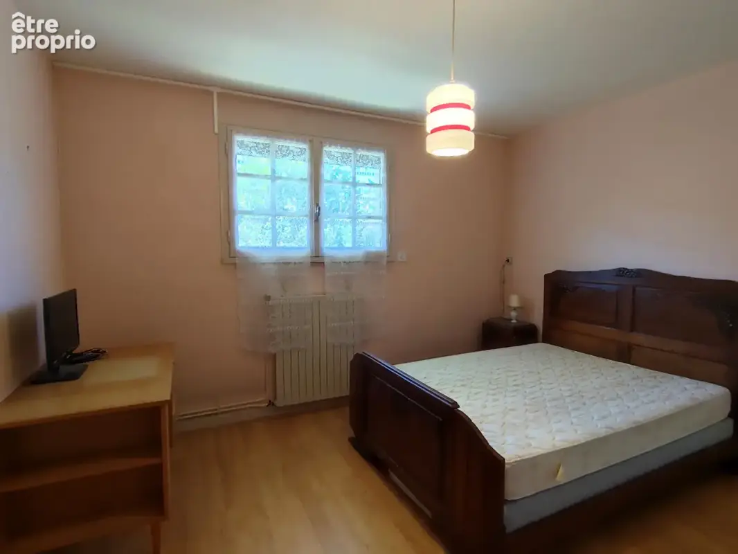 Maison 5 pièces avec  garage et jardin au calme - photo 17