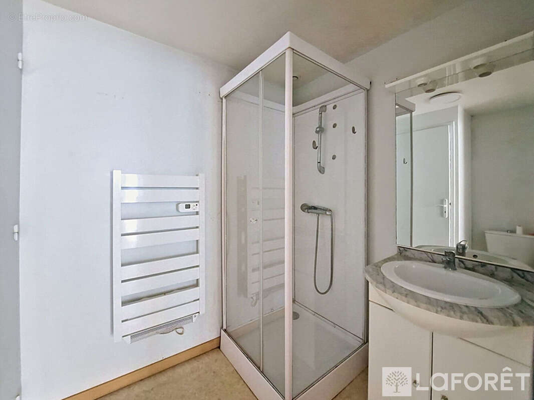 Appartement à PONT-DE-ROIDE