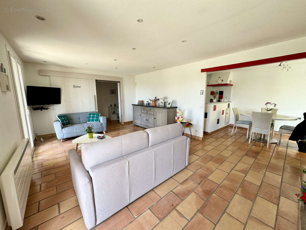 Maison à LA BASTIDONNE