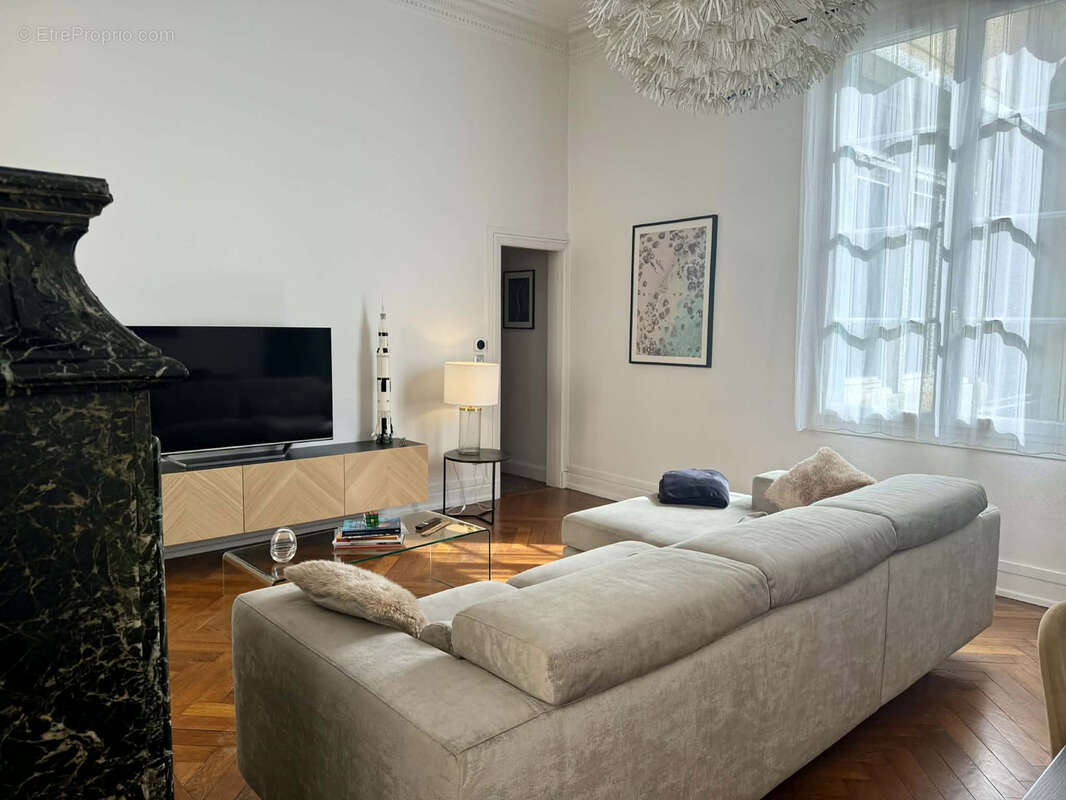 Appartement à CARCASSONNE