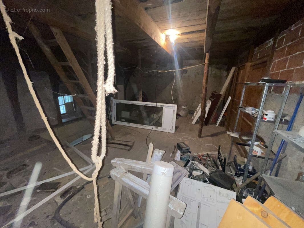 Maison à ROCHEFORT-MONTAGNE