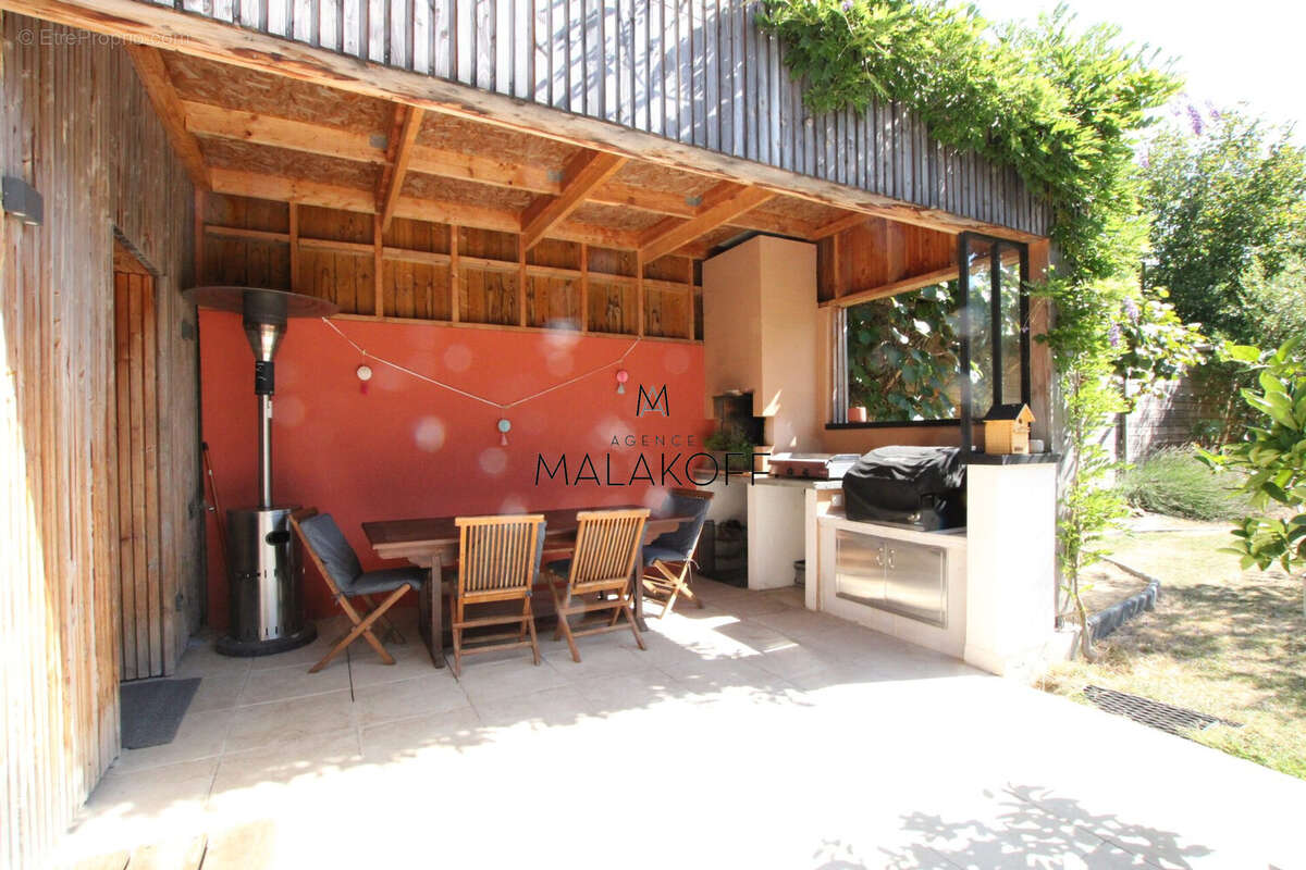 Maison 170 m² à Rennes  - photo 3
