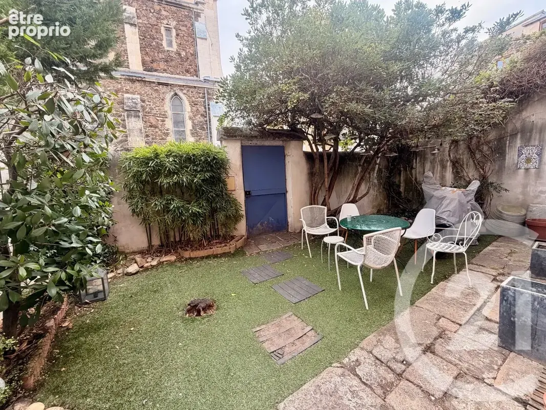 Maison 7 pièces 228 m² à vendre à Annonay (07100) - photo 2