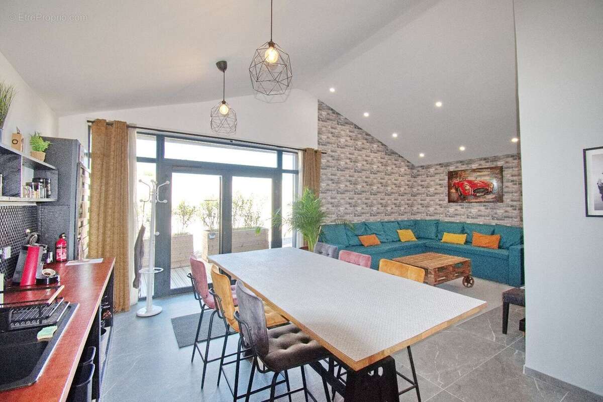 Photo 3 - Maison à LESPIGNAN