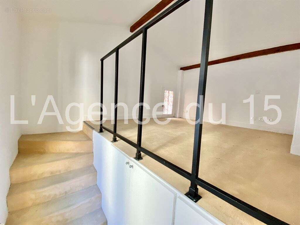 Appartement à PARIS-15E