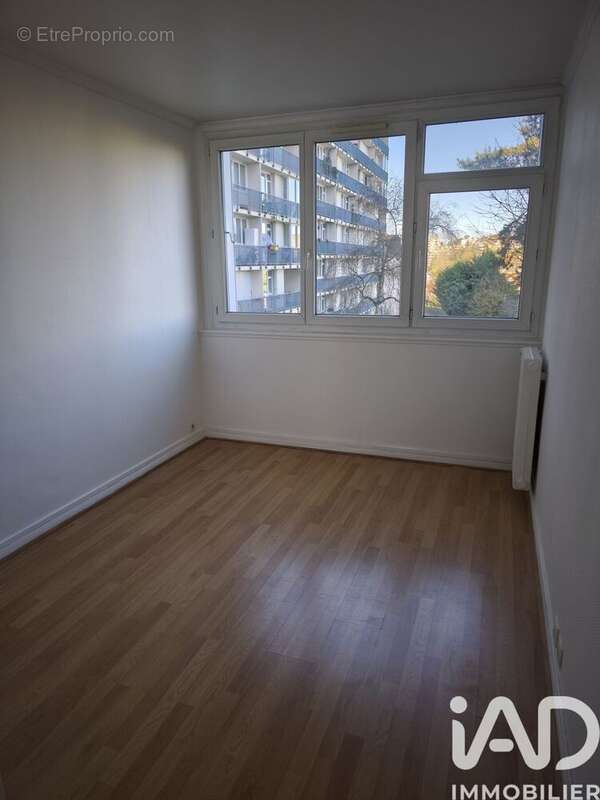 Photo 7 - Appartement à LE PECQ