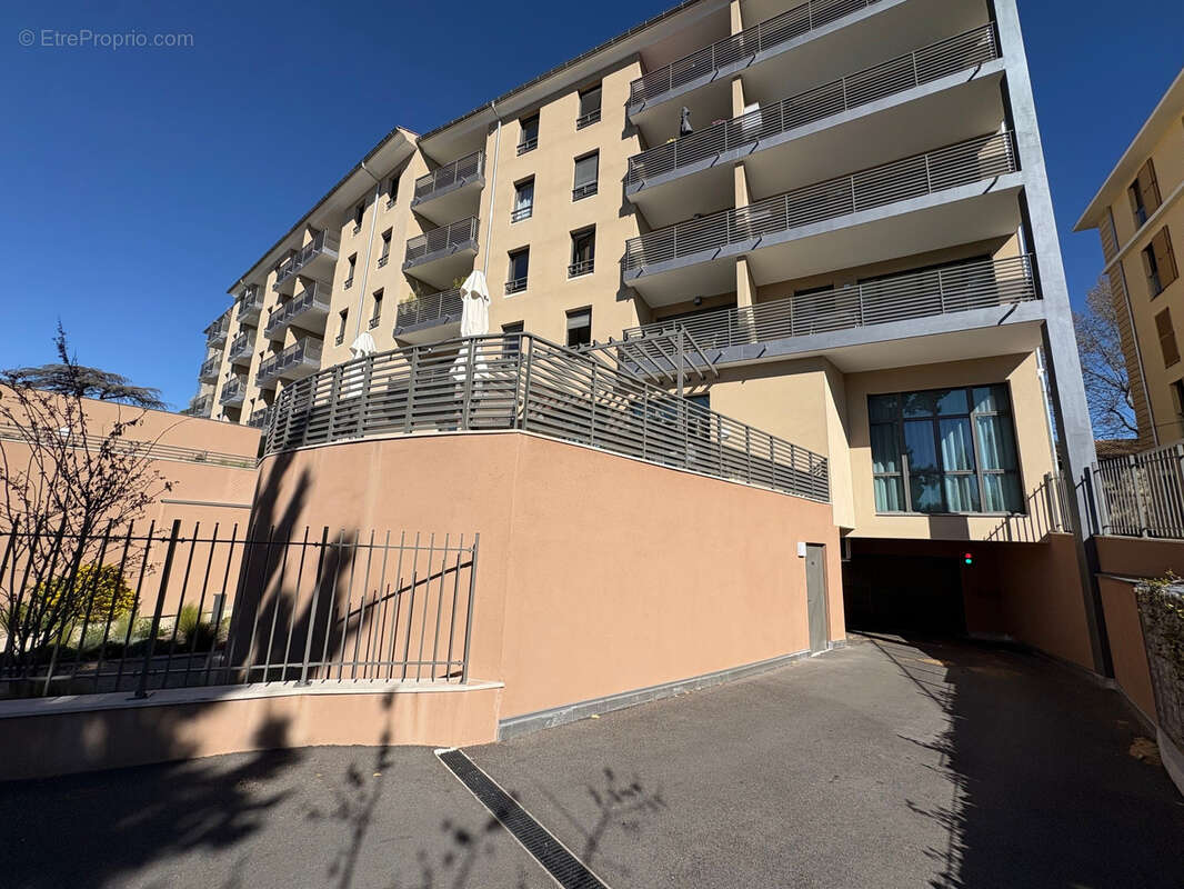 Parking à AIX-EN-PROVENCE