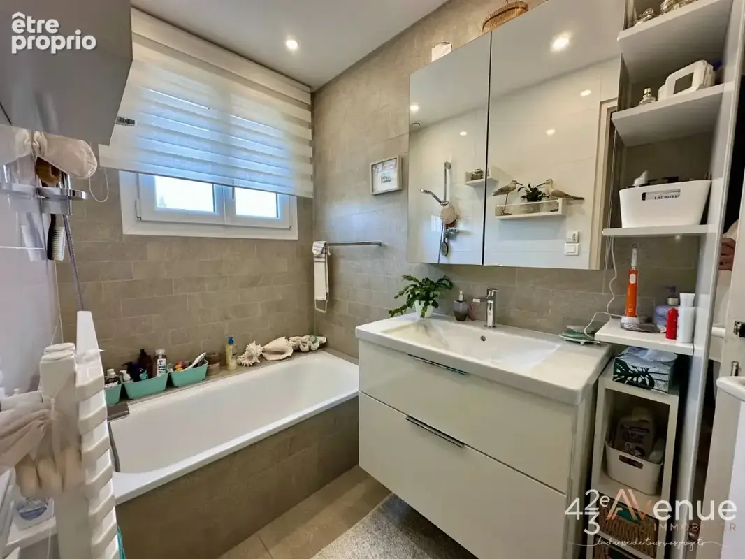 Maison 6 pièces 108 m² à vendre à Andrezieux-Boutheon (42160) - photo 8