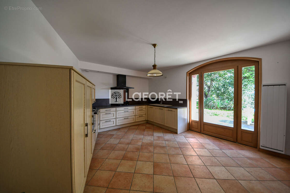 Maison à LISLE-SUR-TARN