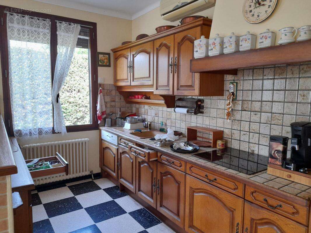 Maison à VINON-SUR-VERDON