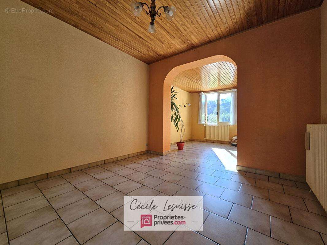 Maison à LILLEBONNE