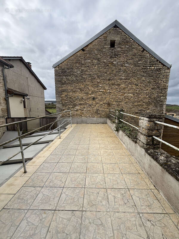 Maison à ETROCHEY