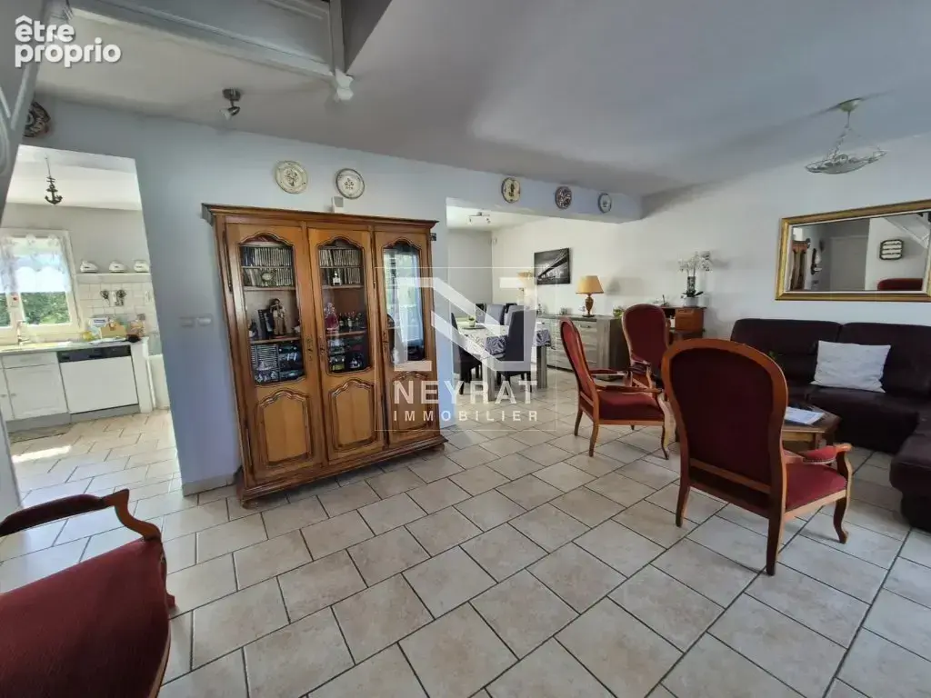 Maison 6 pièces 172 m² à vendre à Rully (71150) - photo 2