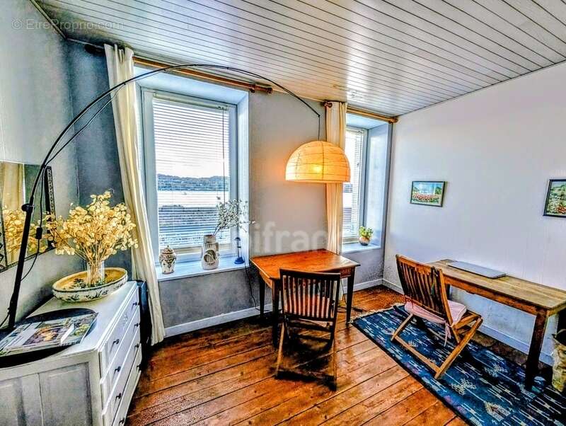 Maison à LE RELECQ-KERHUON