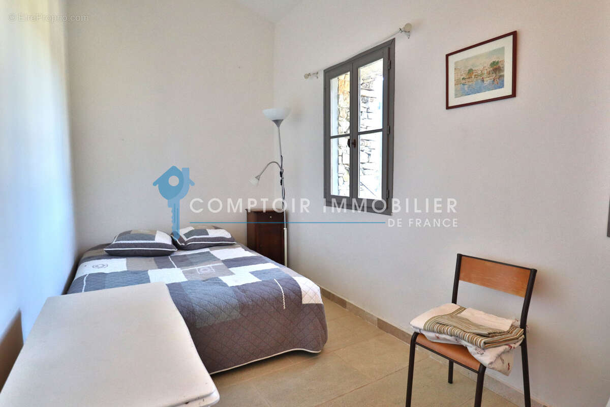 Dept 84 - Gordes - Belle bâtisse au calme - 164 m2 de surface habitables + dépendance à aménager et grenier su - photo 14