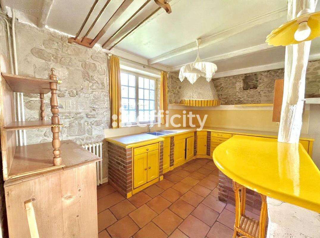 Maison à VUILLERY