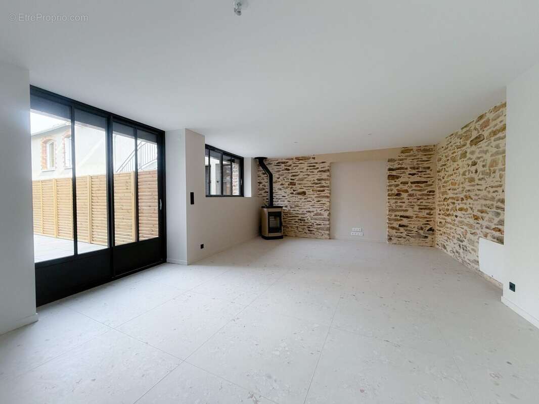 Maison à BAIN-DE-BRETAGNE