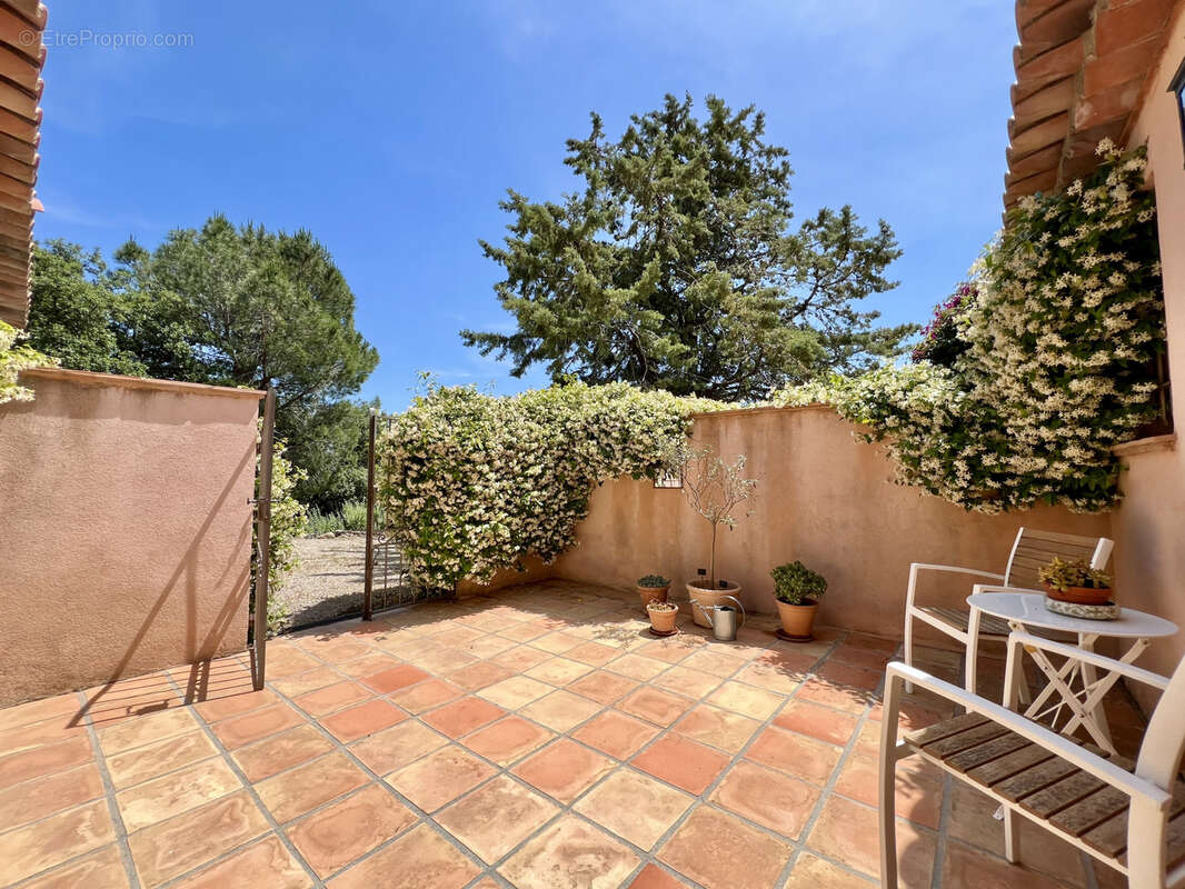 Maison à PLAN-DE-LA-TOUR