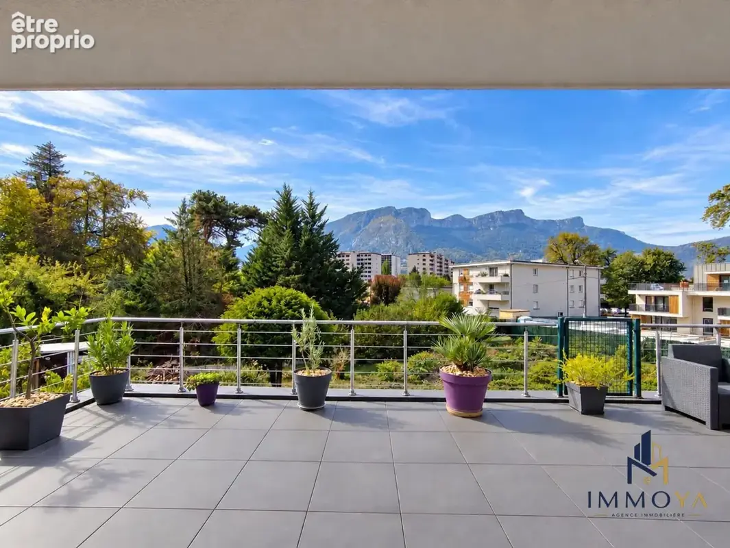 Appartement à SAINT-EGREVE