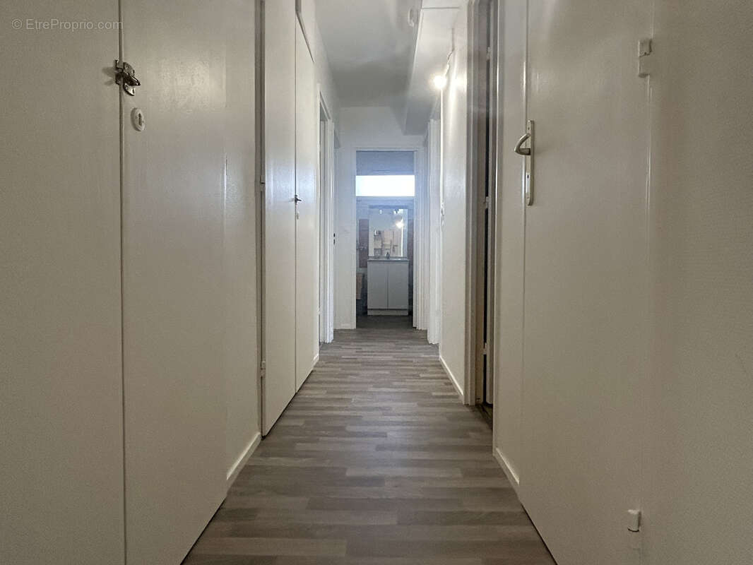 Appartement à GREGES