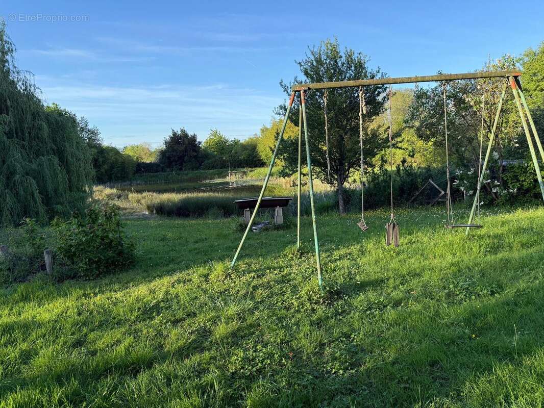Terrain 5250 m² à Thorigne-D'anjou  - photo 8