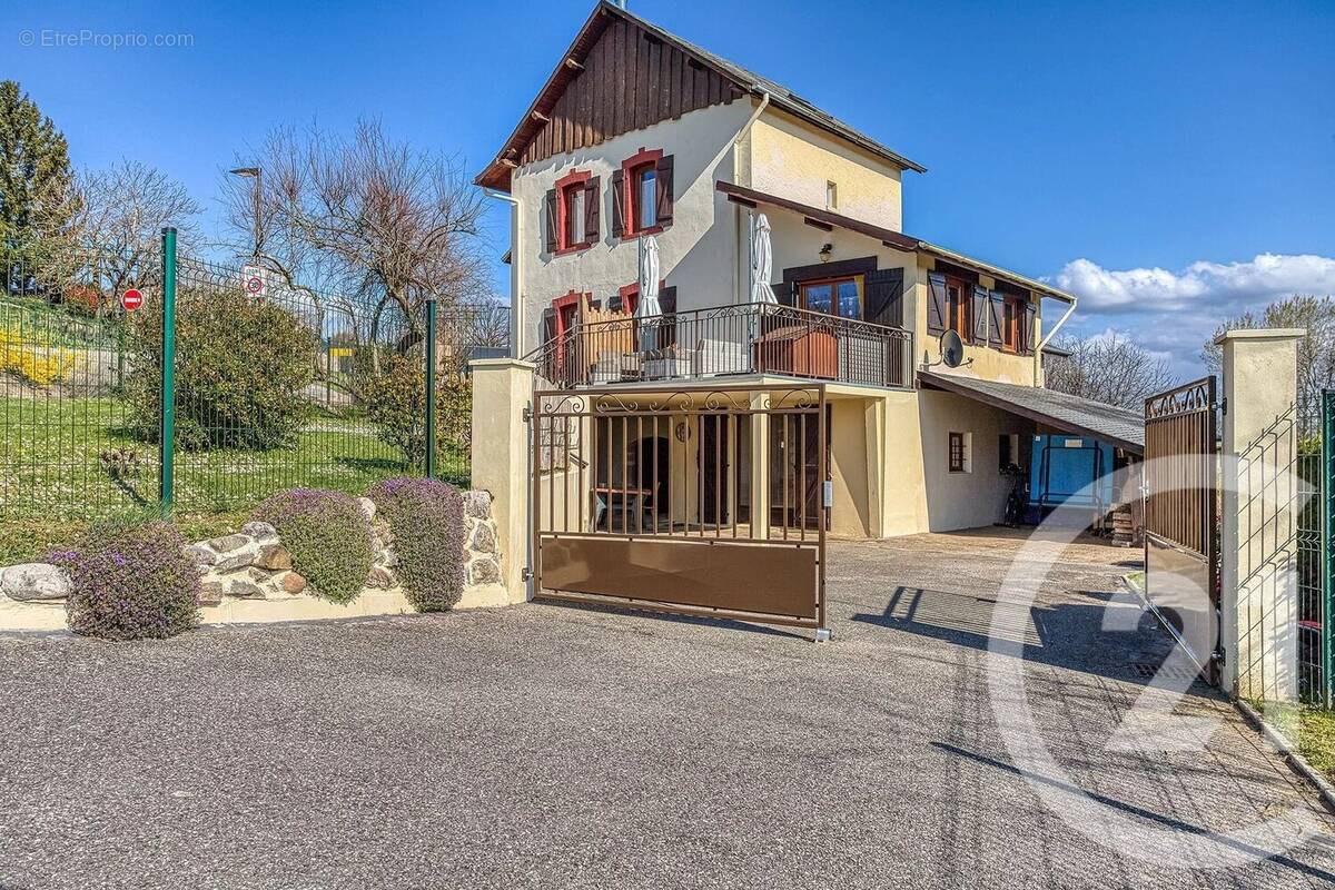 Maison à SAINT-EUSEBE