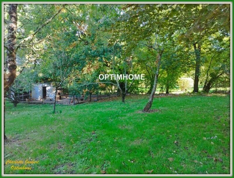 Maison à BARBEZIEUX-SAINT-HILAIRE