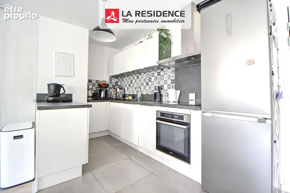 Appartement 3 pièces 65 m² à vendre à Verneuil-Sur-Seine (78480) - photo 2