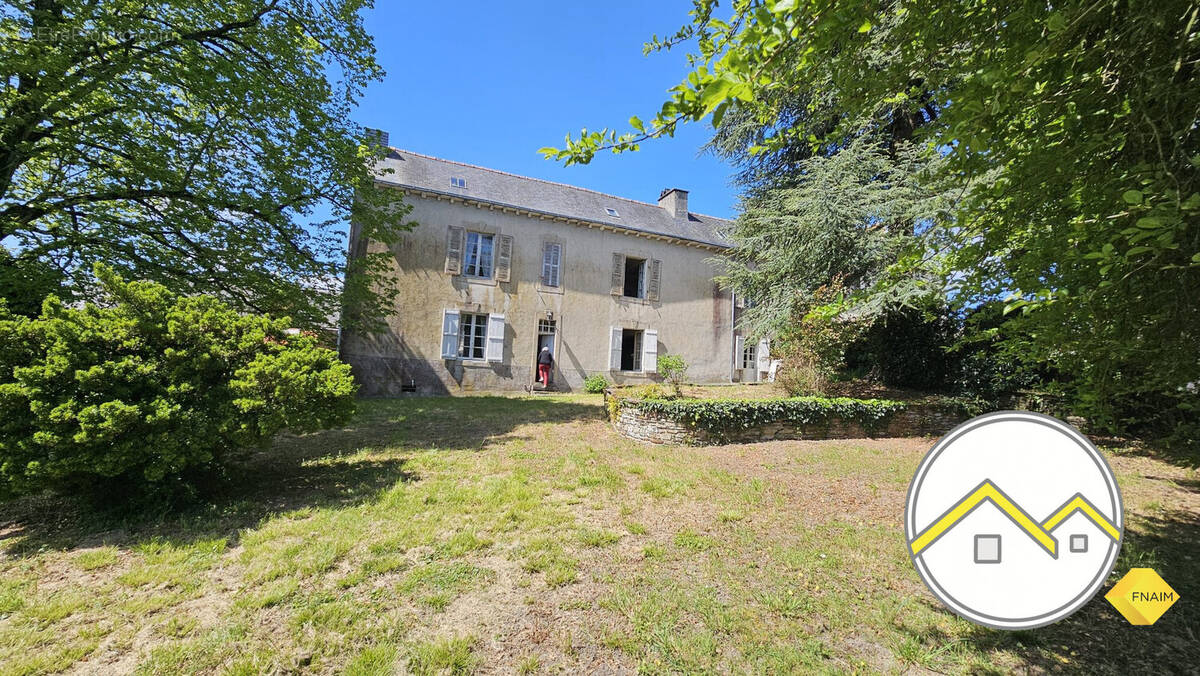 Maison à ROUGE
