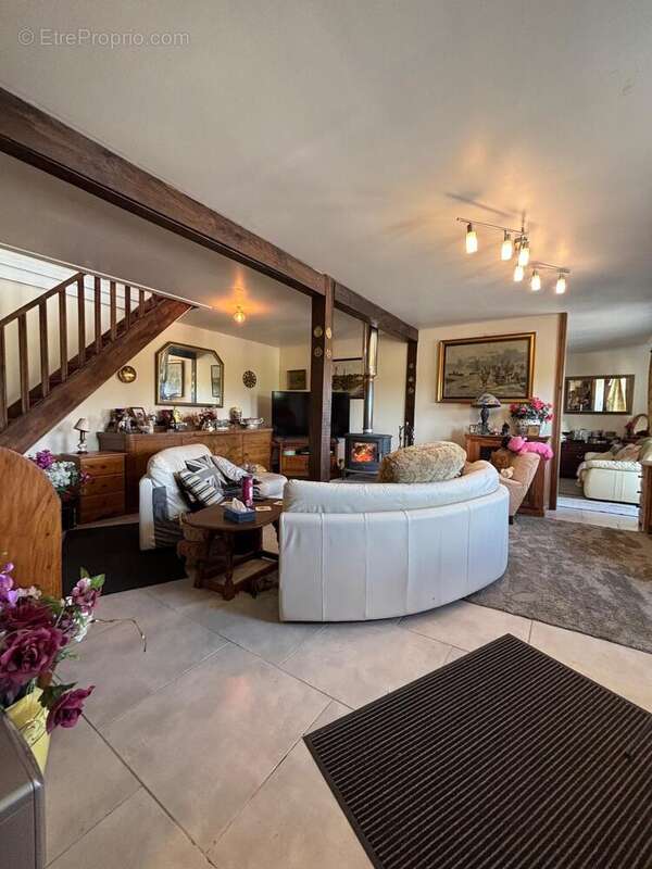 Photo 2 - Maison à DAMPIERRE