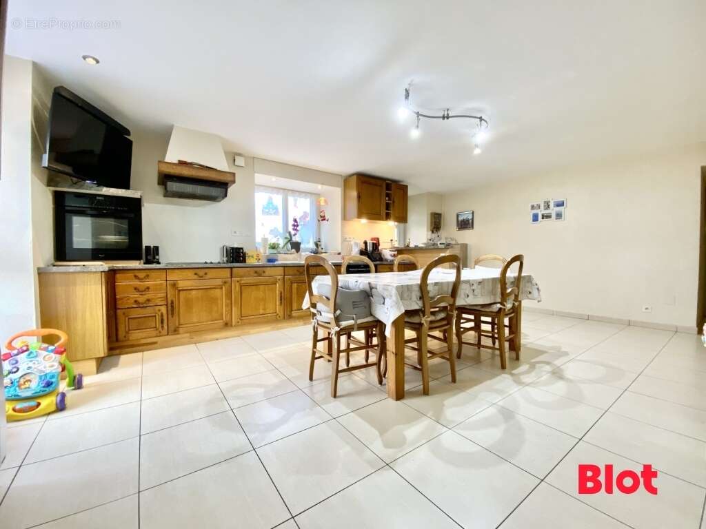 Maison à BOISGERVILLY