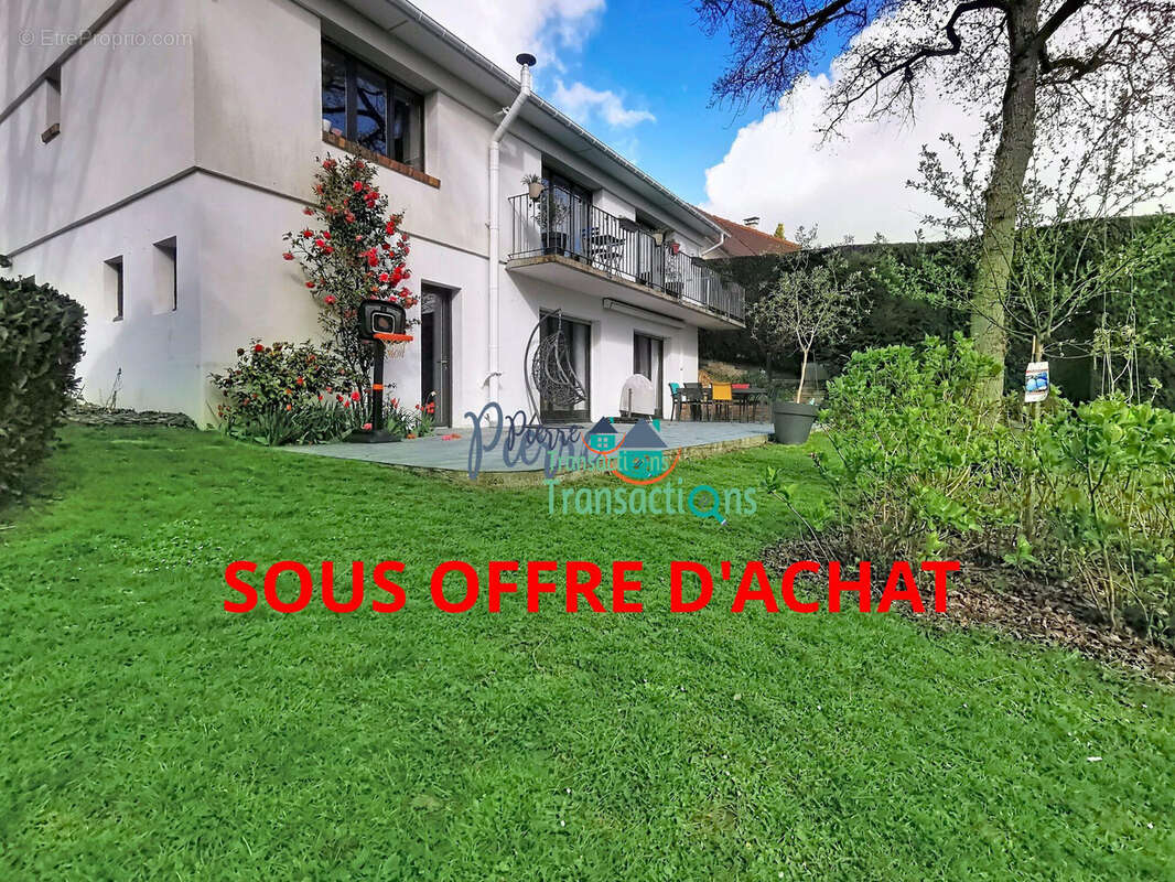 Maison à GRUCHET-LE-VALASSE