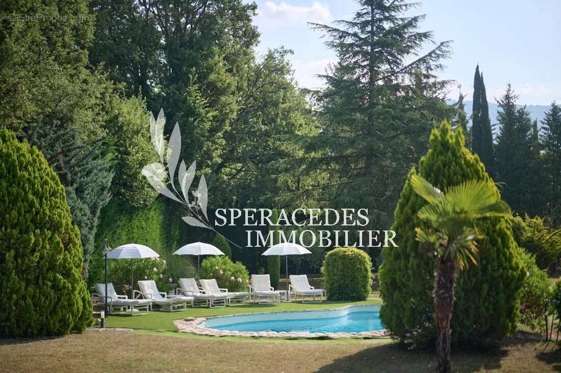 Maison à SAINT-VALLIER-DE-THIEY