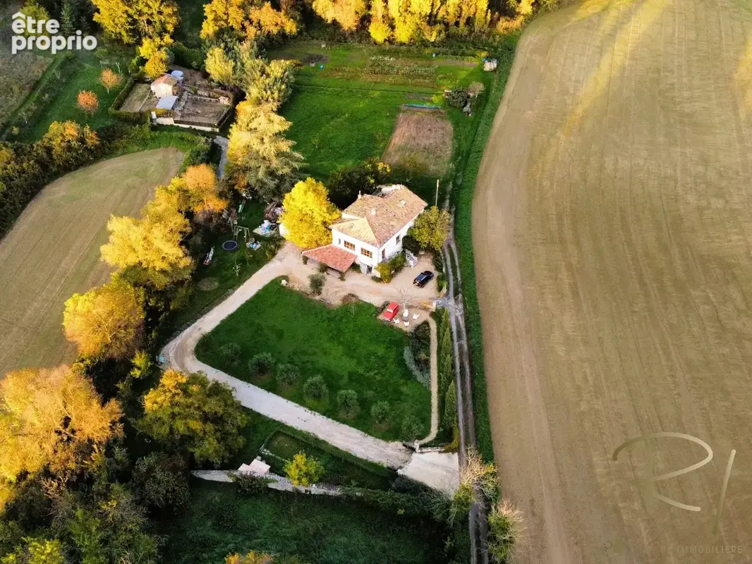 Photo Maison à Barjac au prix de 395 000€