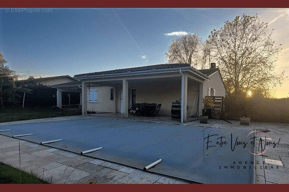 Maison à SAINT-SELVE