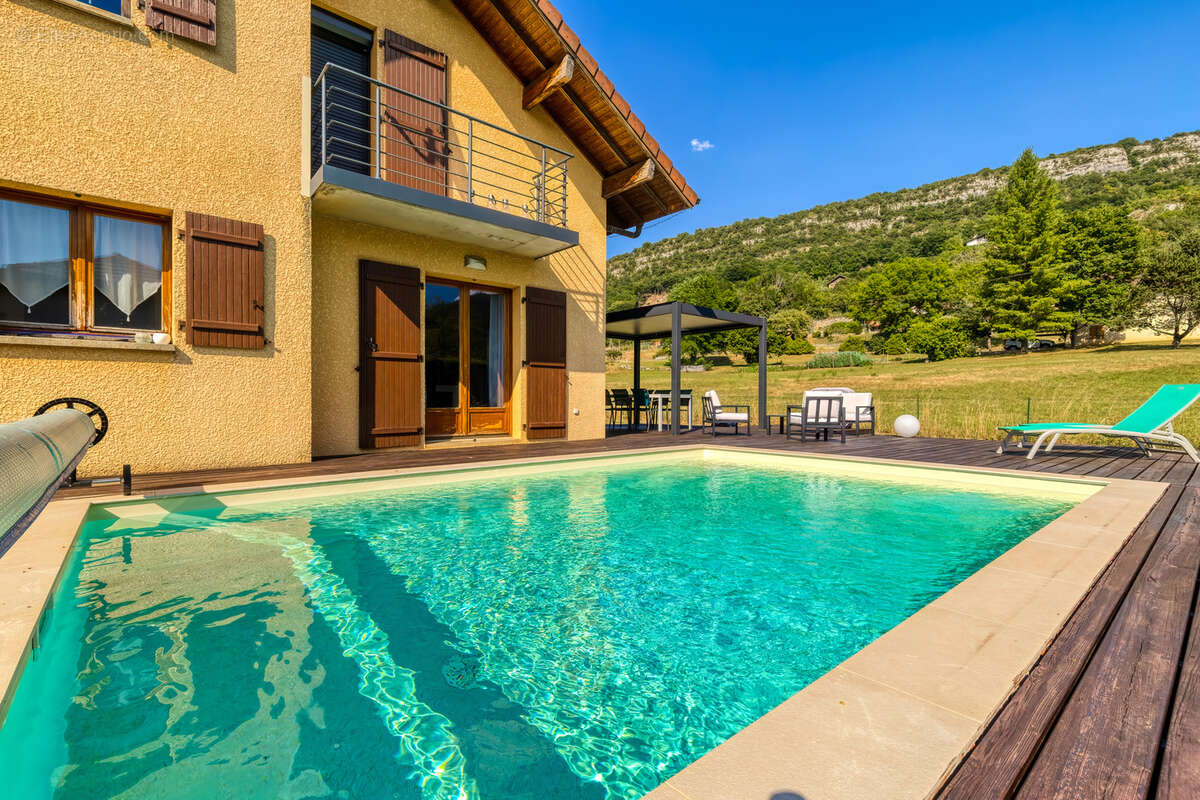 Maison à AIX-LES-BAINS