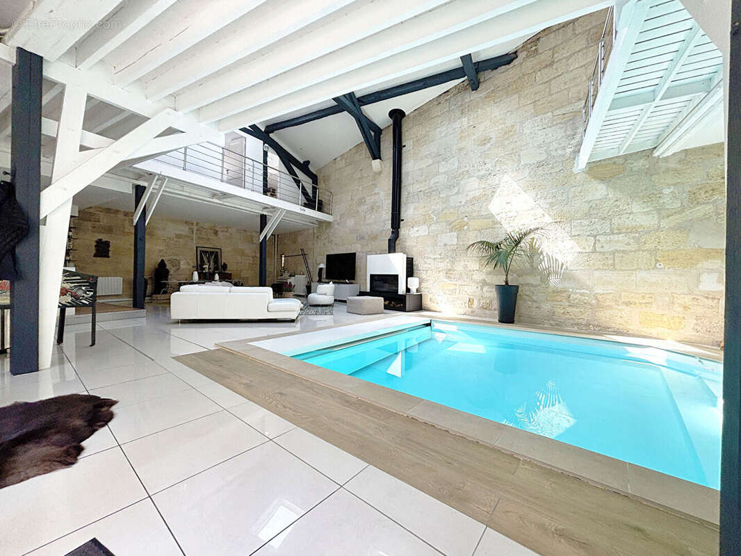 Appartement à BORDEAUX