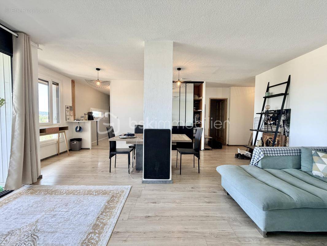 Appartement à CRAN-GEVRIER