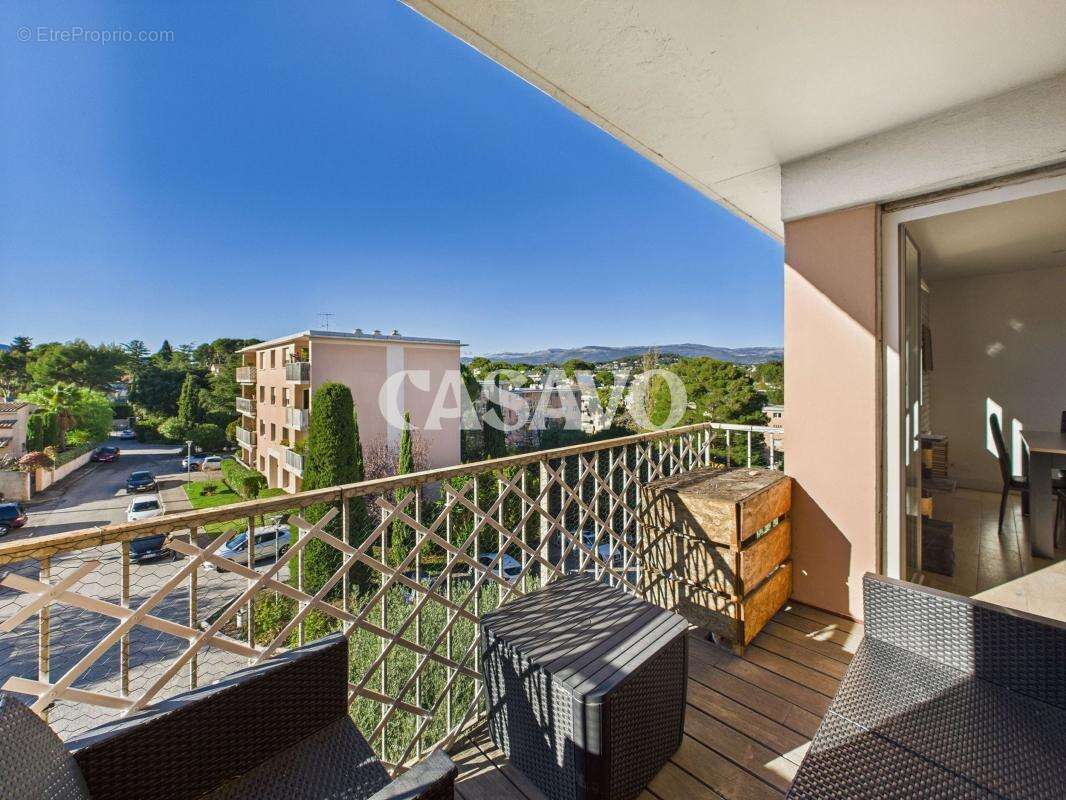 Appartement à LE CANNET