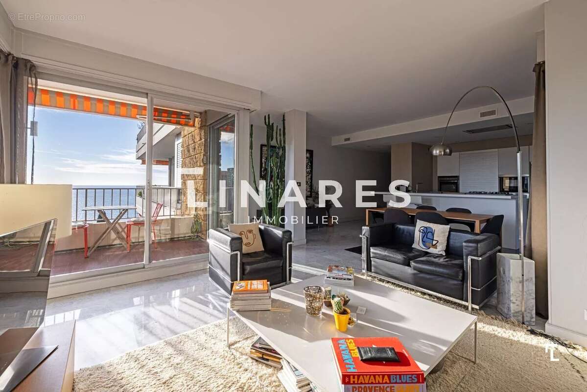 Appartement à MARSEILLE-7E