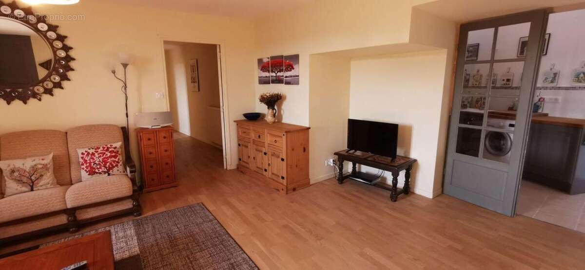 Maison 145 m² à Cordes-Sur-Ciel  - photo 10