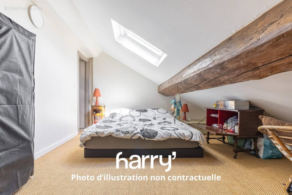 Appartement à FRASNE