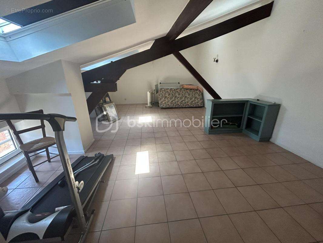 Maison centre-ville - garage–extérieur–5 à 6 chambres - photo 7