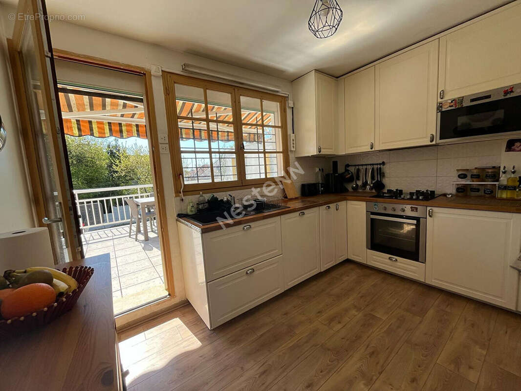 Maison à LE BLANC-MESNIL